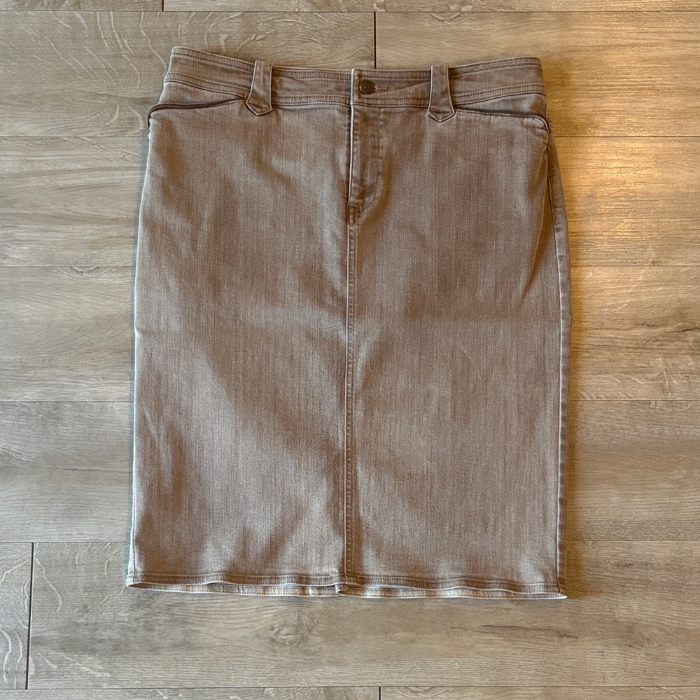 POLO Ralph Lauren Midi Skirt Size 6